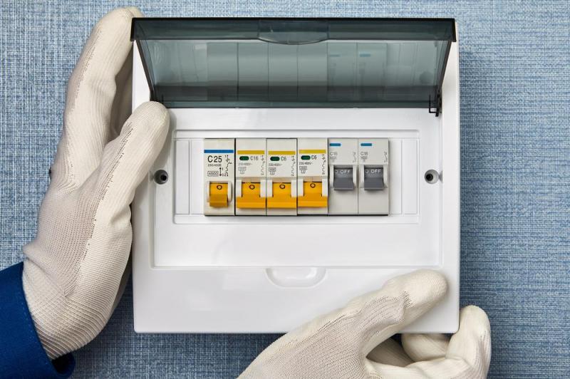 &Eacute;lectricien &agrave; Roubaix : comment choisir le bon professionnel ?